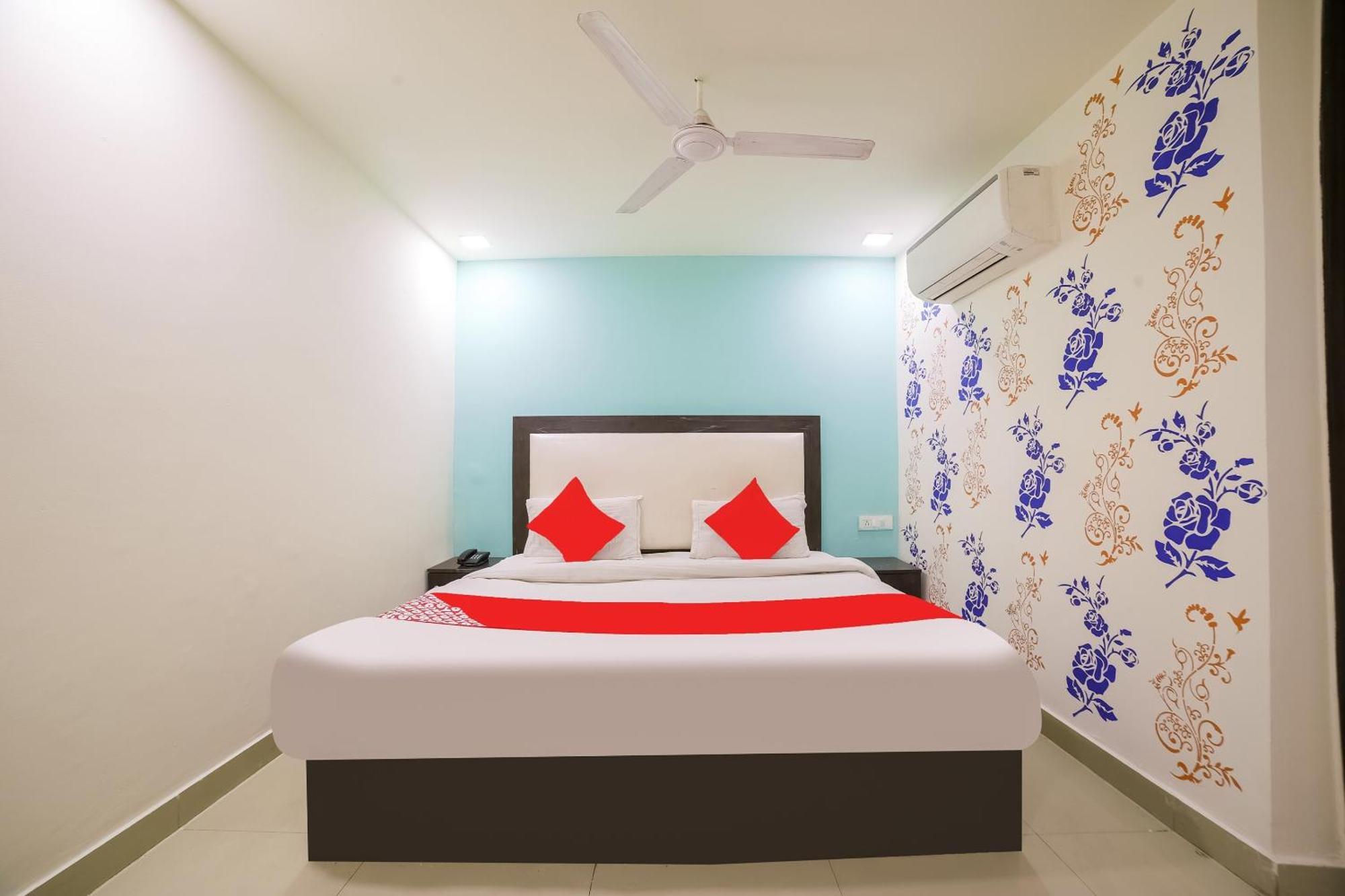 My Comfortable Hotel Nueva Delhi Exterior foto