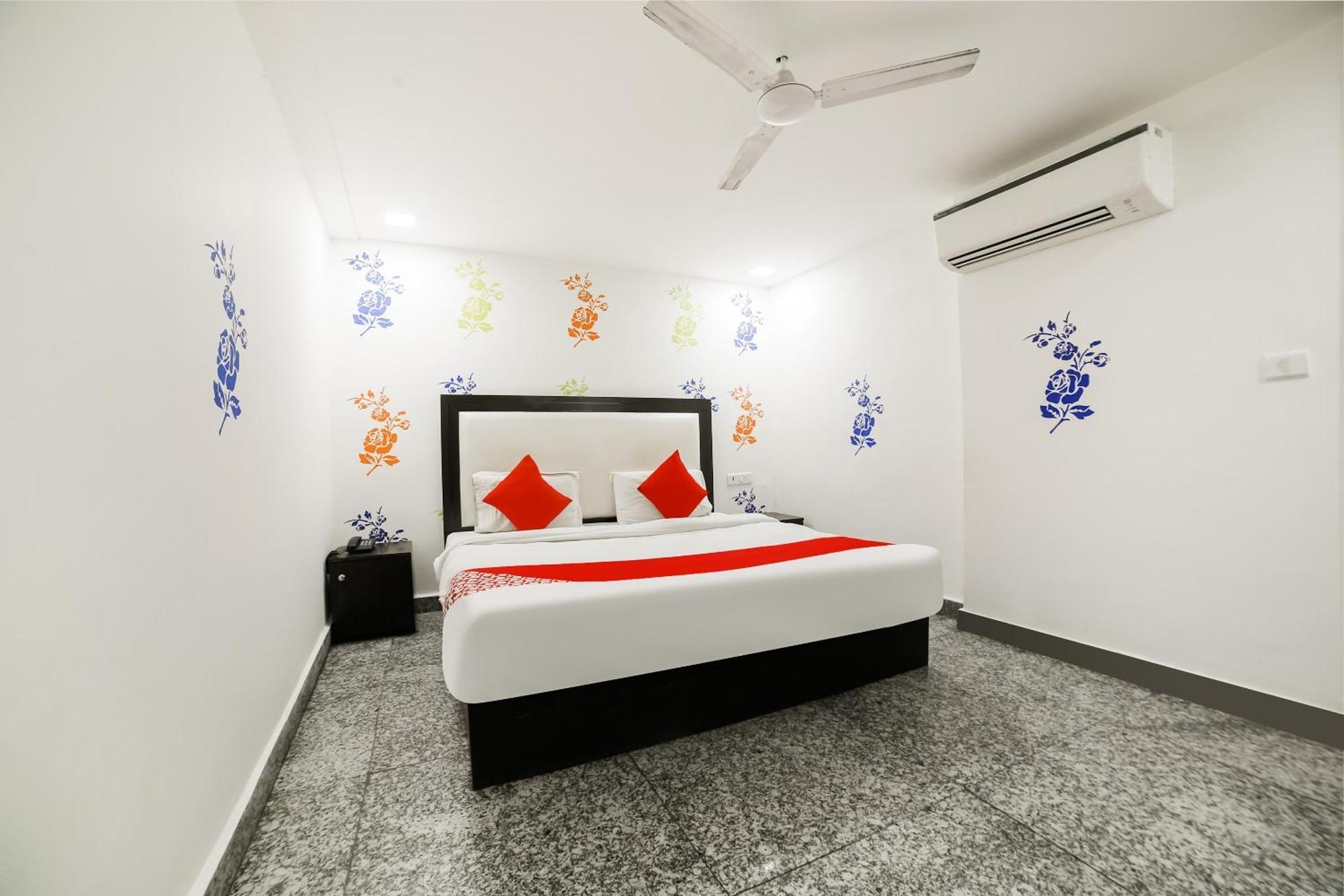 My Comfortable Hotel Nueva Delhi Exterior foto