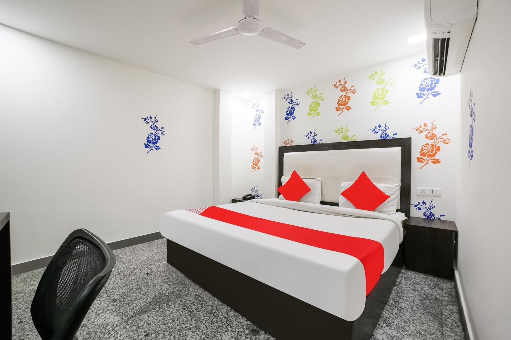 My Comfortable Hotel Nueva Delhi Exterior foto