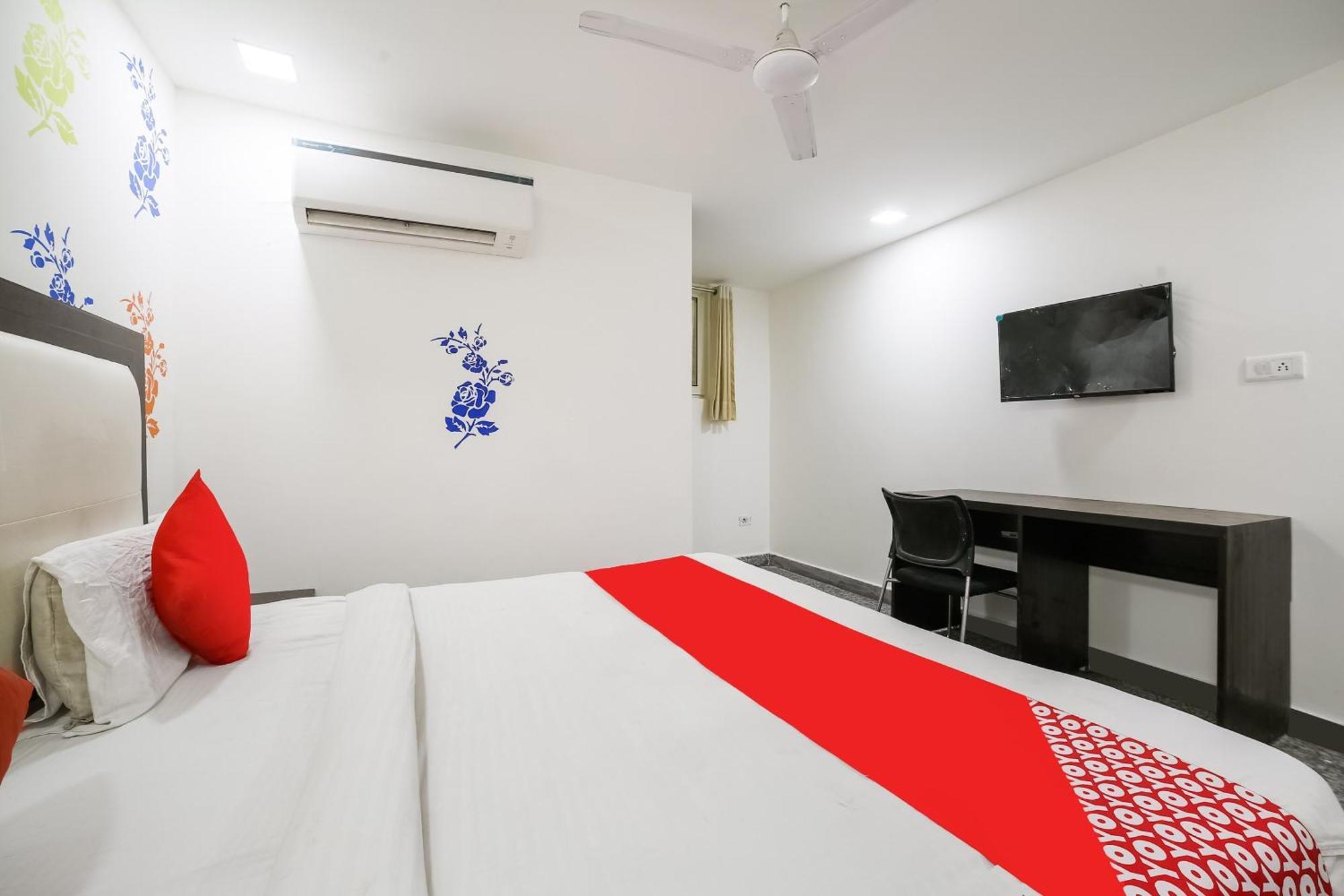 My Comfortable Hotel Nueva Delhi Exterior foto